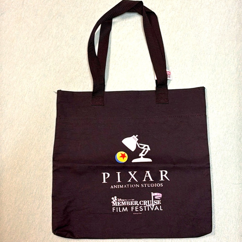 Walt Disney Vacation Club Mem Cruise Film Festival canvas Leed’s black tote bag